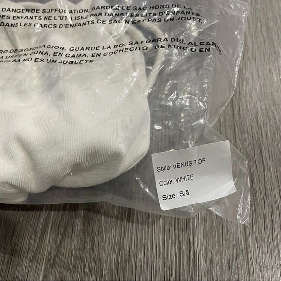 Love mcnicoll white scrunch v neck crop top white small - Picture 7 of 7